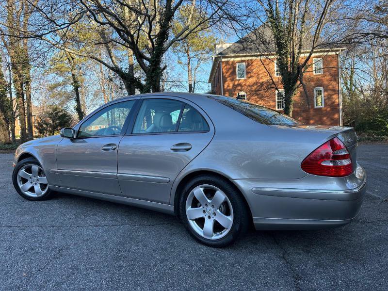 Used 2006 Mercedes-Benz E 500 Sedan image 9
