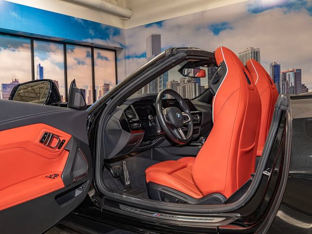 Certified 2025 BMW Z4 M40i RWD image 15