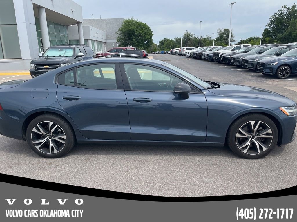 Used 2025 Volvo S60 B5 Core w/ Climate Package FWD image 4