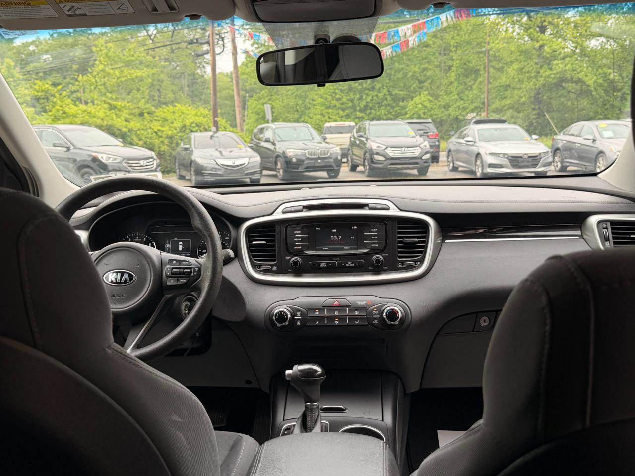Used 2017 Kia Sorento FWD image 23