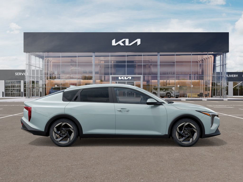 New 2025 Kia K4 EX image 8