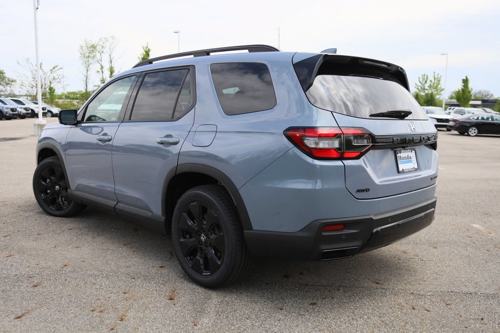 New 2026 Honda Pilot Black Edition image 4