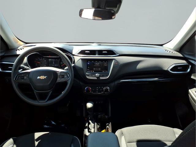 Used 2023 Chevrolet TrailBlazer LT FWD image 7