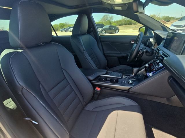 Used 2025 Lexus IS 500 image 10