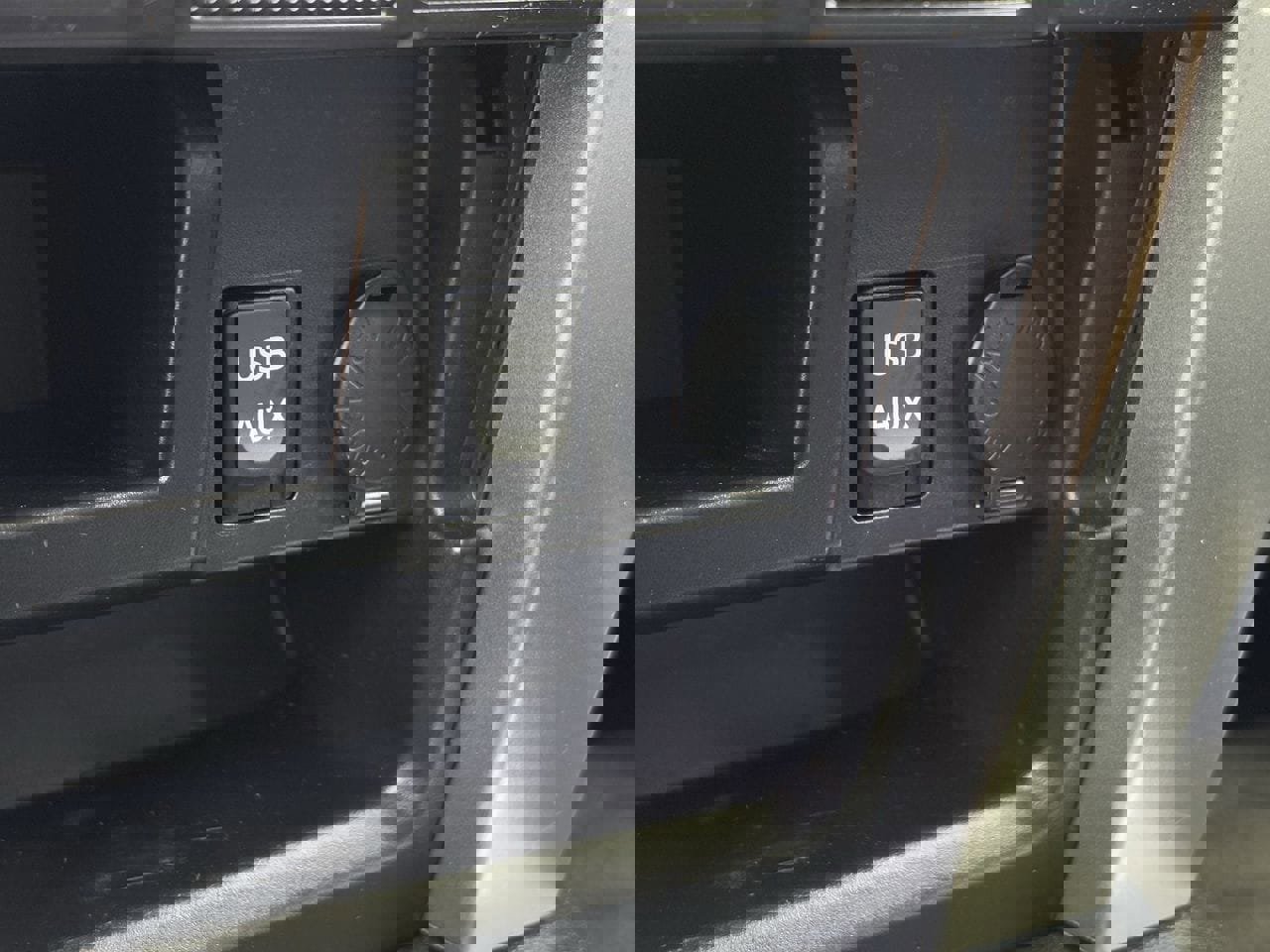 Used 2013 Toyota 4Runner Limited image 23