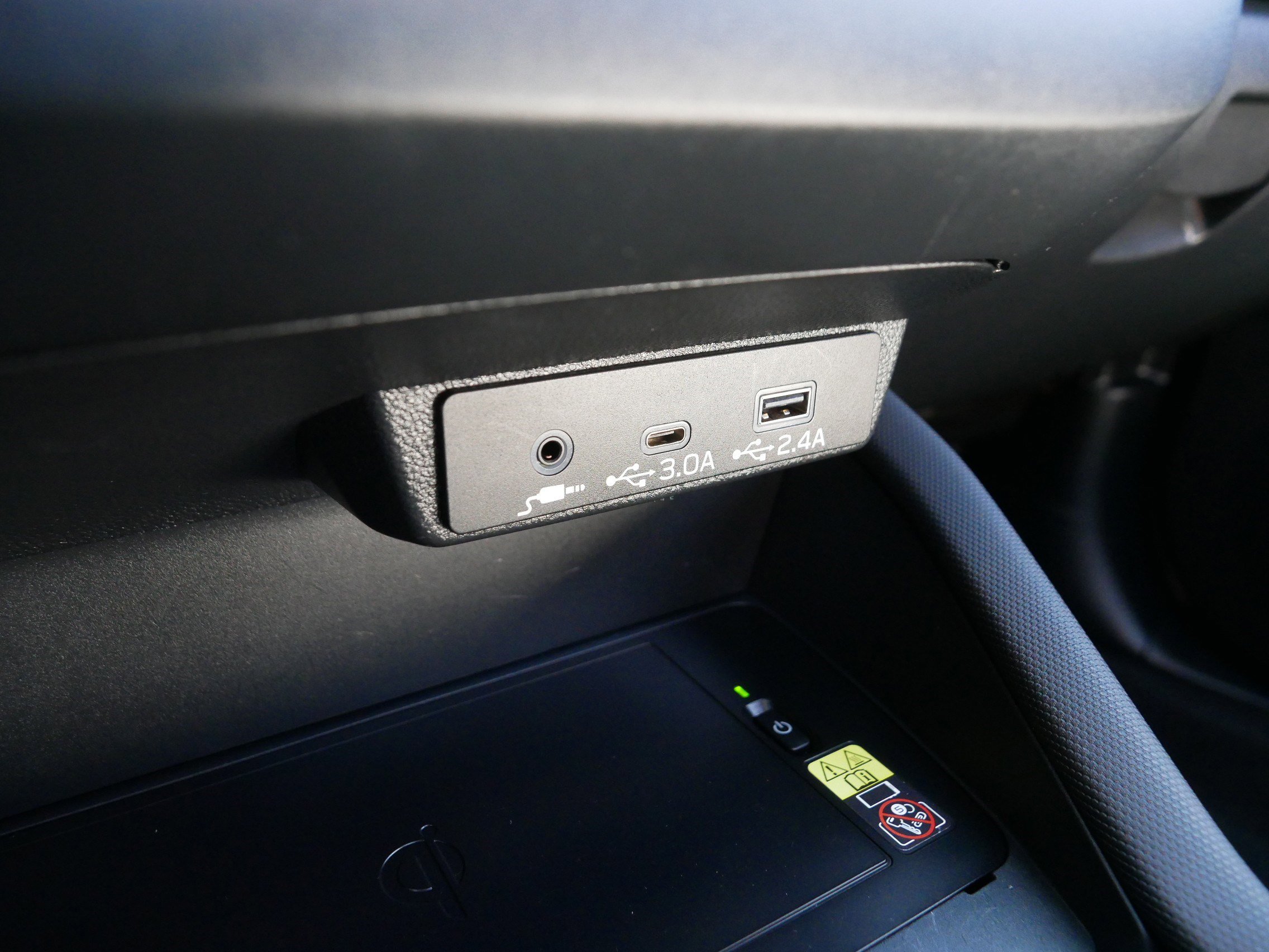 Certified 2025 Subaru Forester Premium image 33