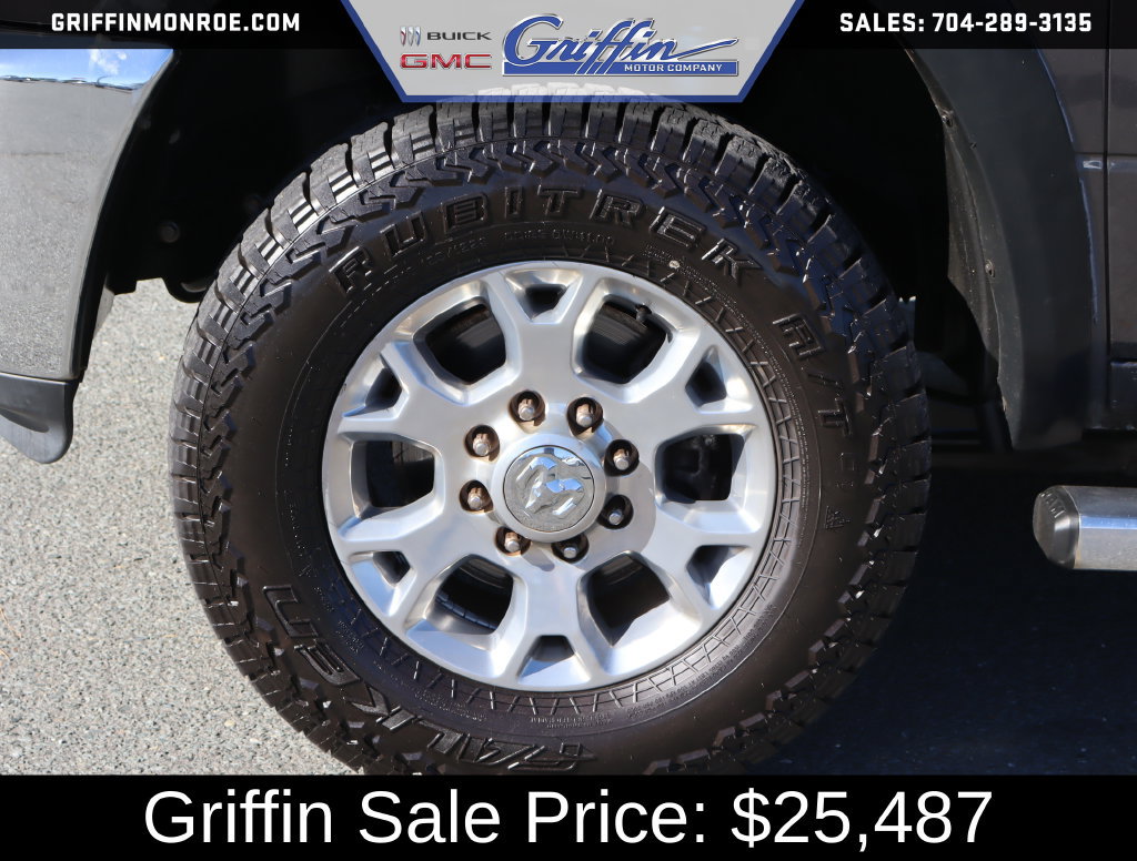 Used 2018 RAM 2500 Tradesman w/ Chrome Appearance Group AWD/4WD image 11