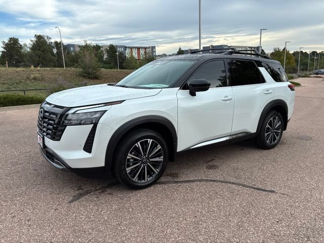 New 2026 Nissan Pathfinder Platinum AWD/4WD image 3