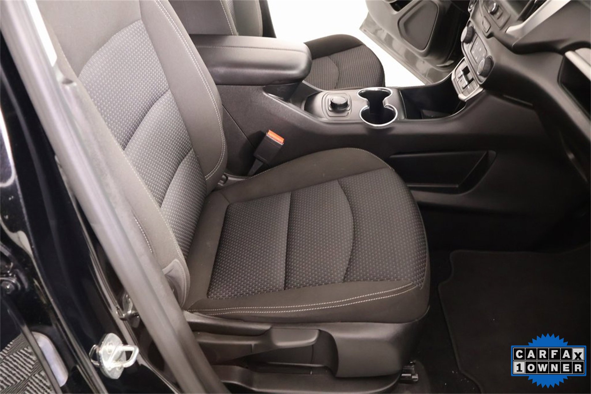 Used 2023 GMC Terrain SLE w/ Elevation Edition image 12