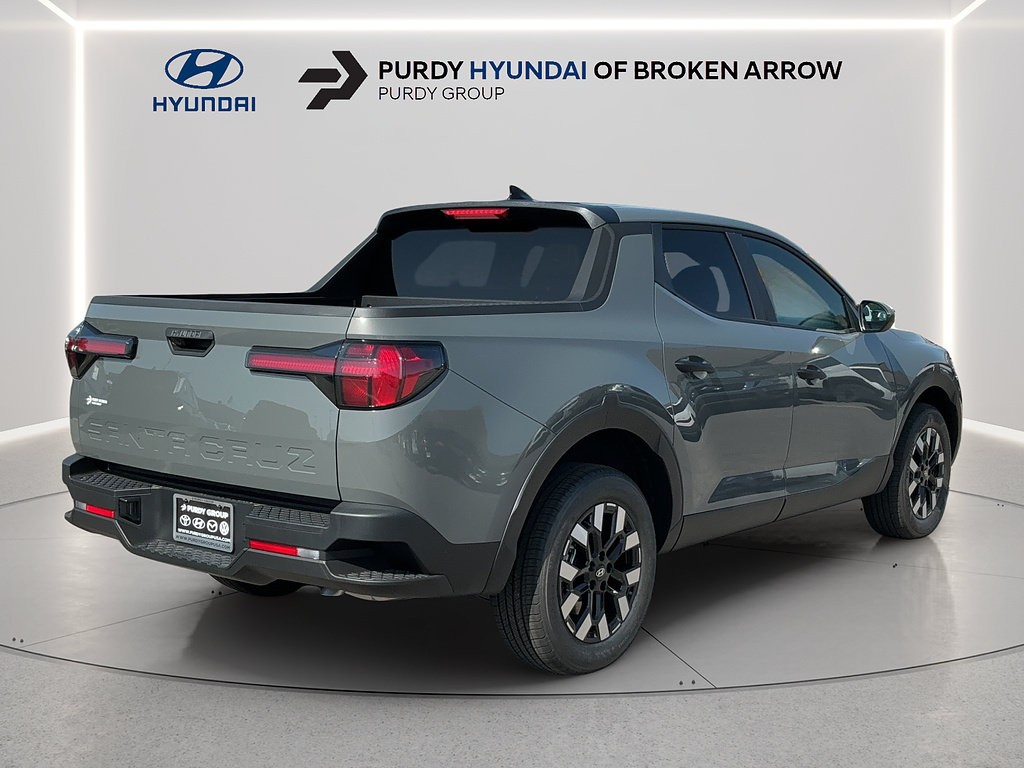 New 2027 Hyundai Santa Cruz SE FWD image 3