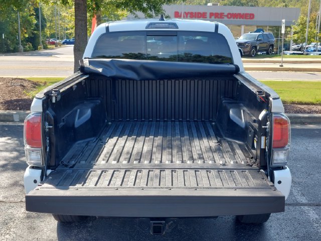 Used 2021 Toyota Tacoma TRD Off-Road w/ Technology Package AWD/4WD image 9