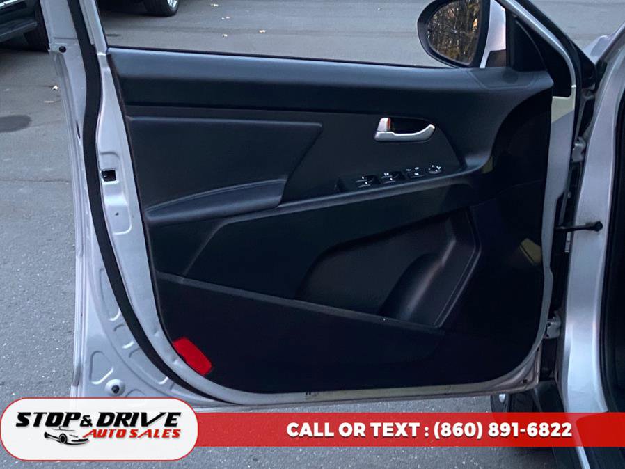 Used 2013 Kia Sportage LX image 10