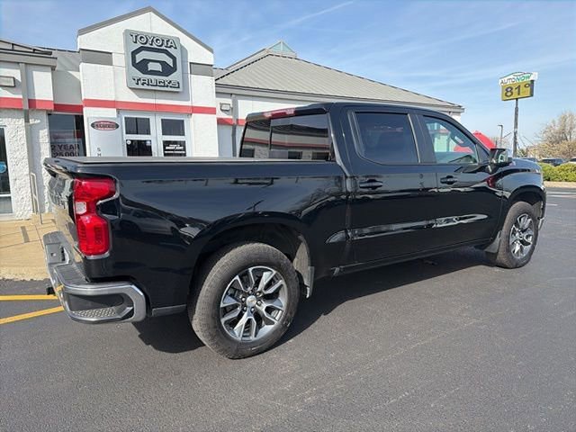 Used 2025 Chevrolet Silverado 1500 LT image 12