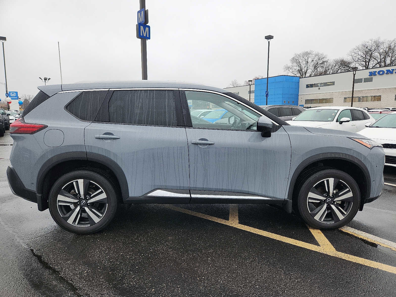 Used 2022 Nissan Rogue Platinum w/ Head-Up Display Package AWD/4WD image 7