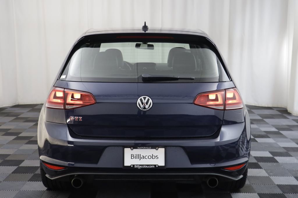 Used 2016 Volkswagen Golf 4-Door FWD image 15