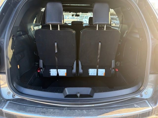 Used 2018 Ford Explorer XLT w/ Equipment Group 202A image 24