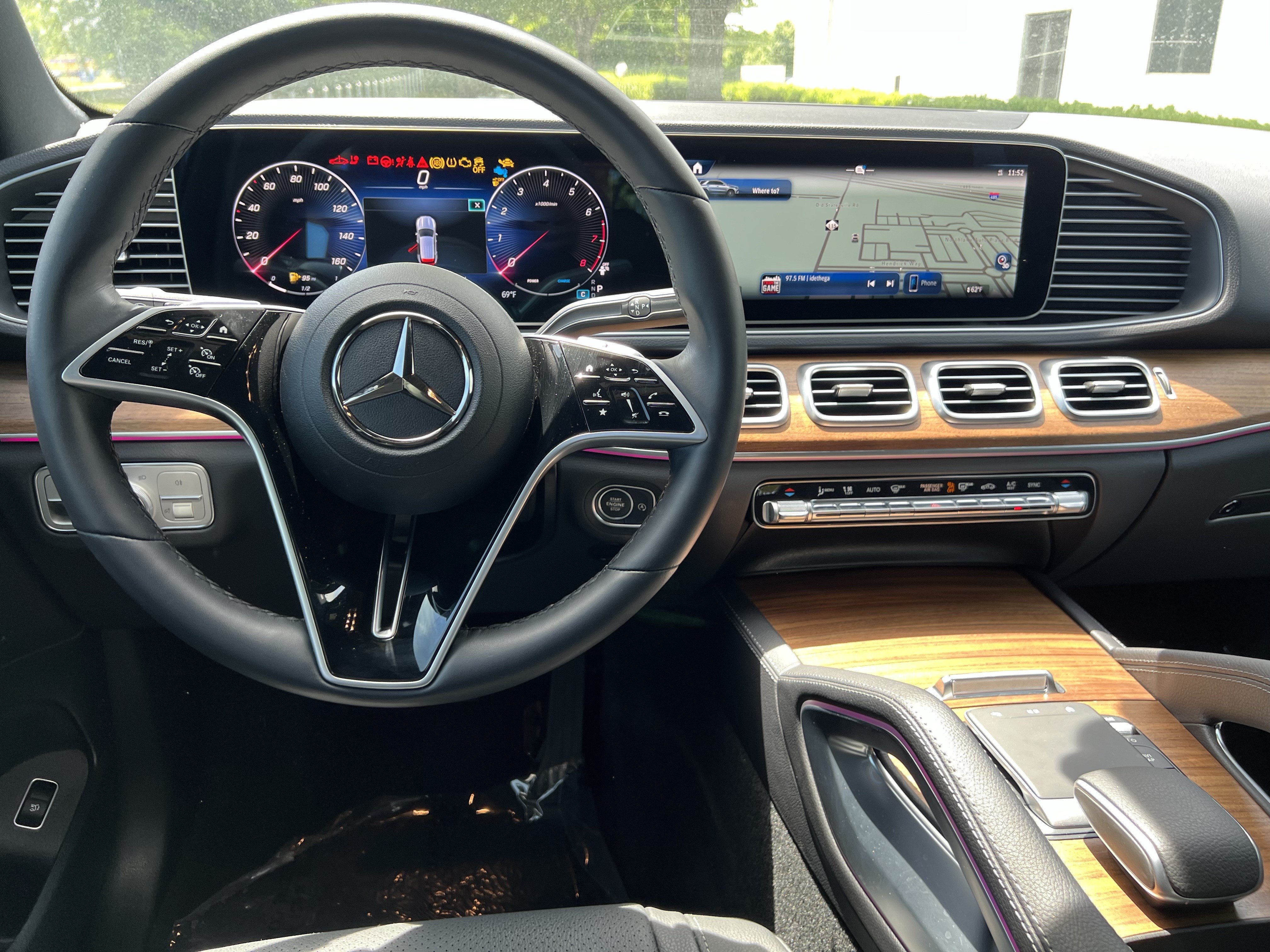 Certified 2025 Mercedes-Benz GLE 350 4MATIC image 30