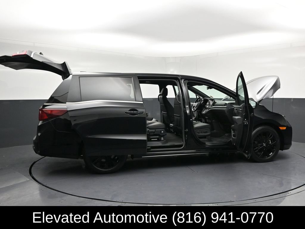 Used 2025 Honda Odyssey Sport-L image 38