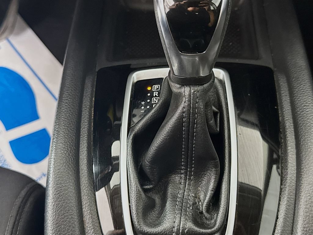 Used 2018 Nissan Rogue S FWD image 21