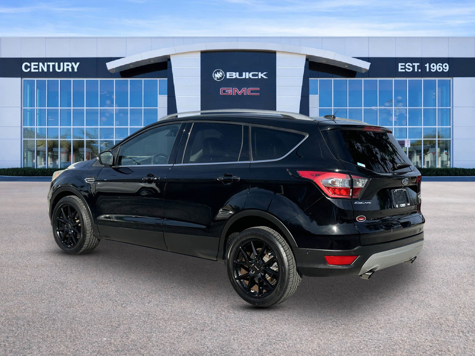 Used 2017 Ford Escape Titanium w/ Equipment Group 301A image 6