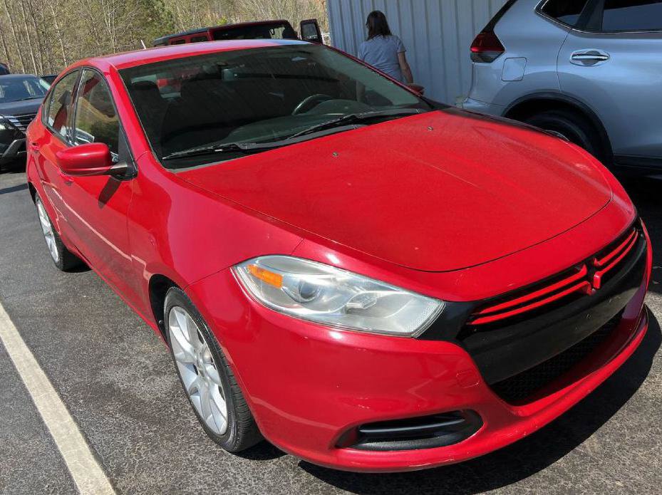 Used 2013 Dodge Dart SXT image 1