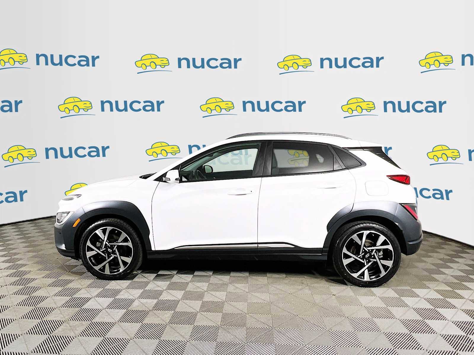 Certified 2023 Hyundai Kona Limited AWD/4WD image 4