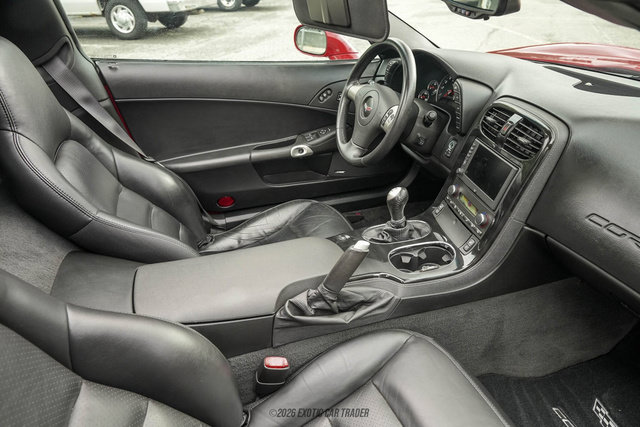 Used 2008 Chevrolet Corvette Coupe RWD image 36
