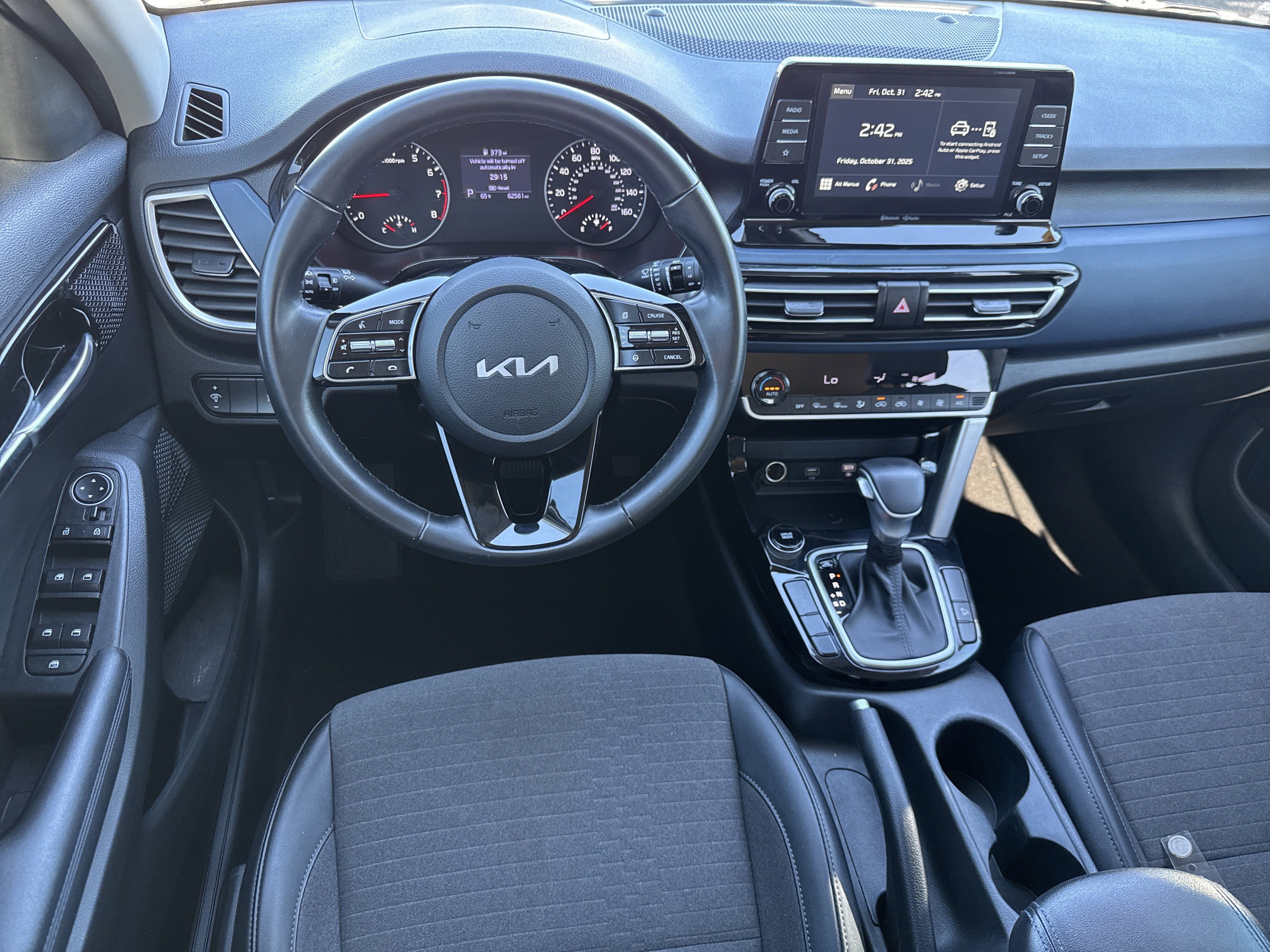 Used 2023 Kia Seltos S image 7