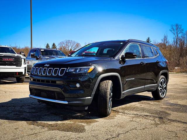 Certified 2022 Jeep Compass Limited image 7