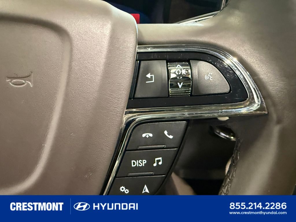 Used 2023 Lincoln Nautilus Reserve AWD/4WD image 34