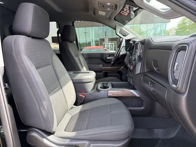 Used 2022 Chevrolet Silverado 2500 LT w/ Midnight Edition AWD/4WD image 29