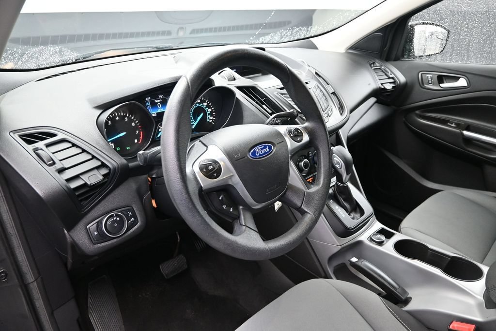 Used 2016 Ford Escape SE FWD image 17