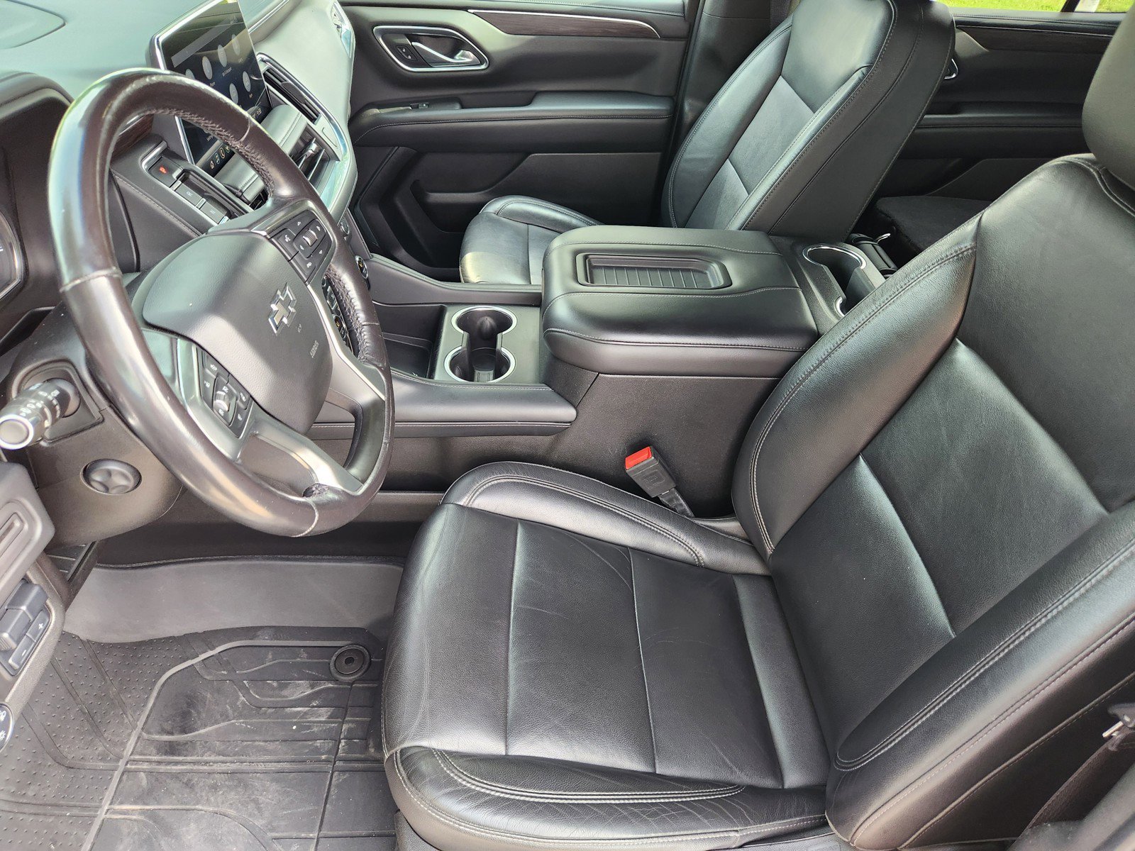 Used 2021 Chevrolet Tahoe Z71 w/ Z71 Signature Package AWD/4WD image 11