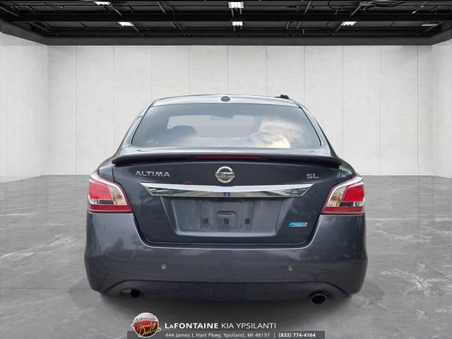 Used 2013 Nissan Altima 2.5 SL w/ Technology Pkg FWD image 4