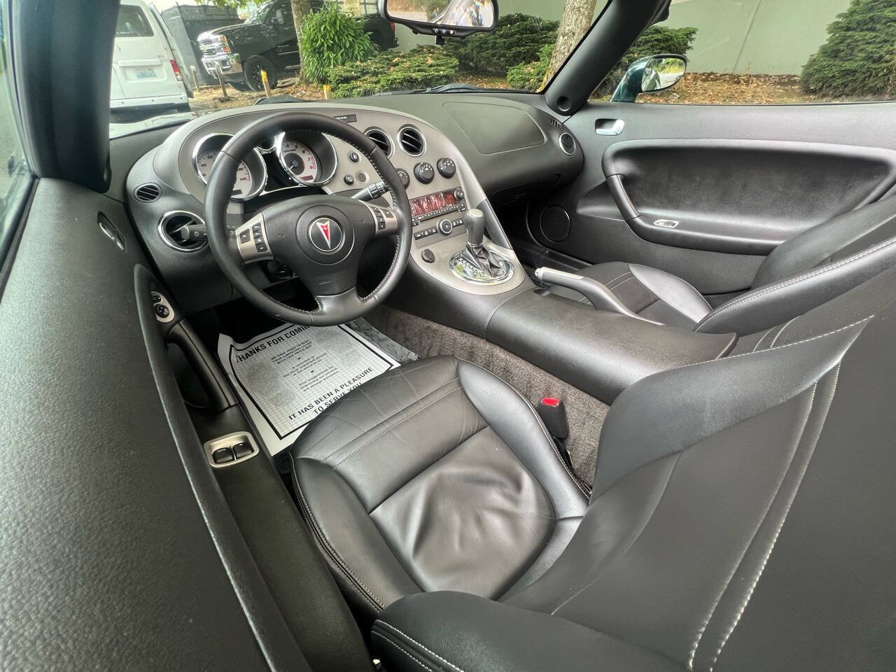 Used 2006 Pontiac Solstice Convertible w/ Premium Package RWD image 32