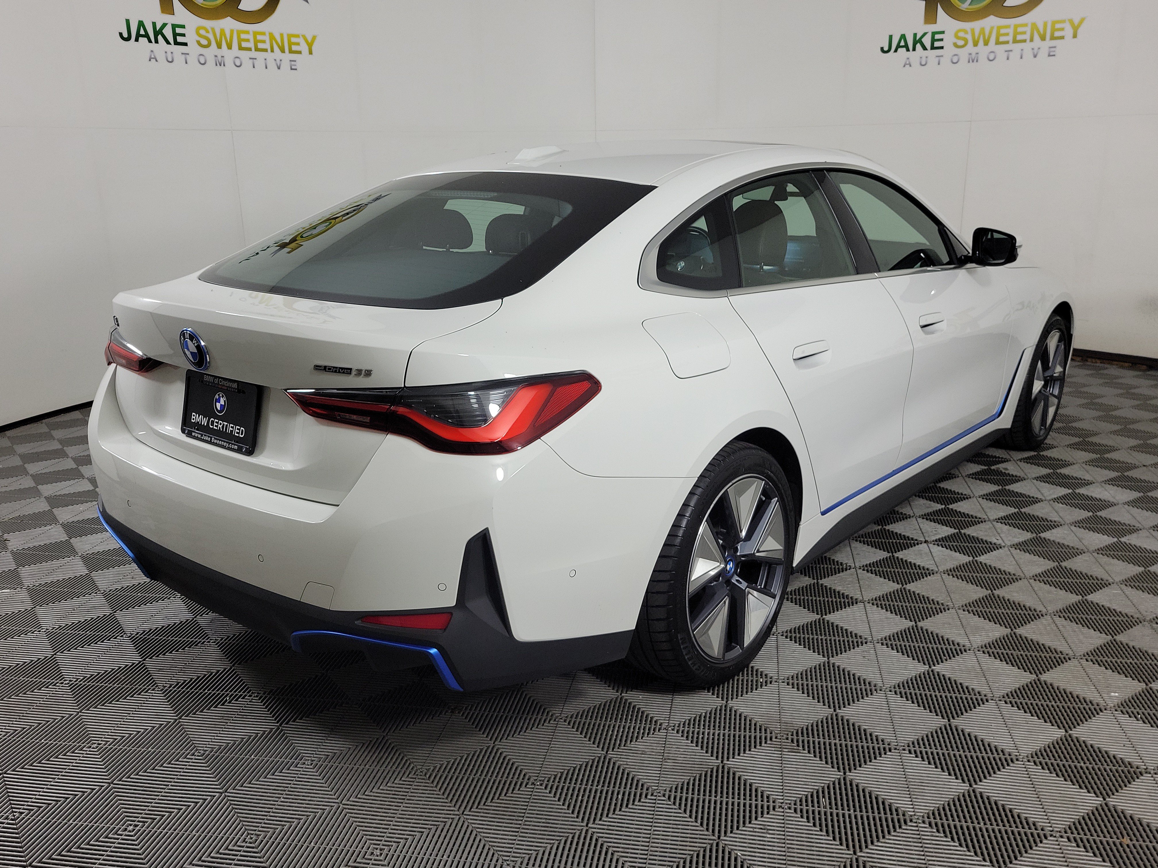 Certified 2023 BMW i4 eDrive35 w/ Premium Package RWD image 7