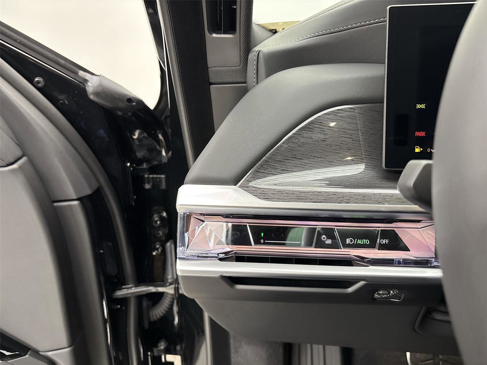 New 2026 BMW 740i xDrive AWD/4WD image 31