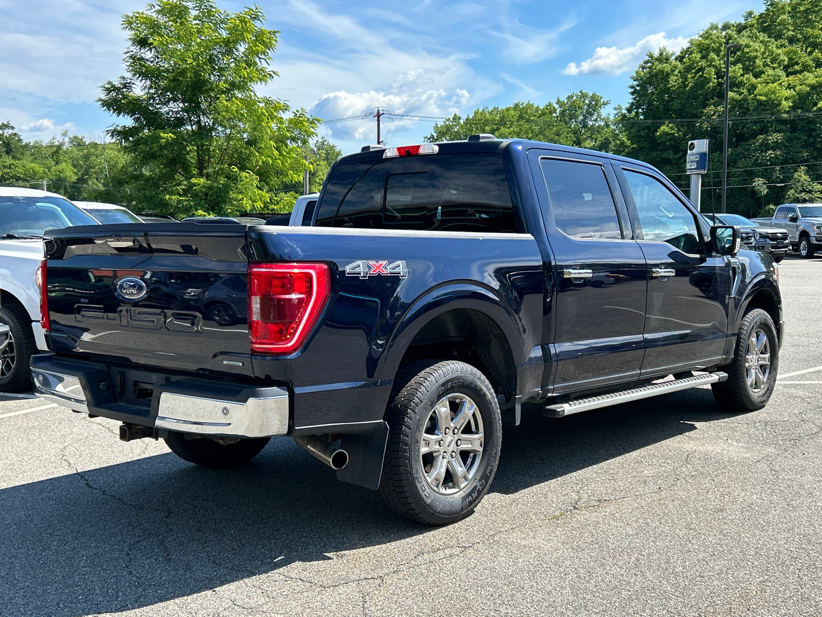 Certified 2022 Ford F150 XLT w/ Equipment Group 302A High AWD/4WD image 4