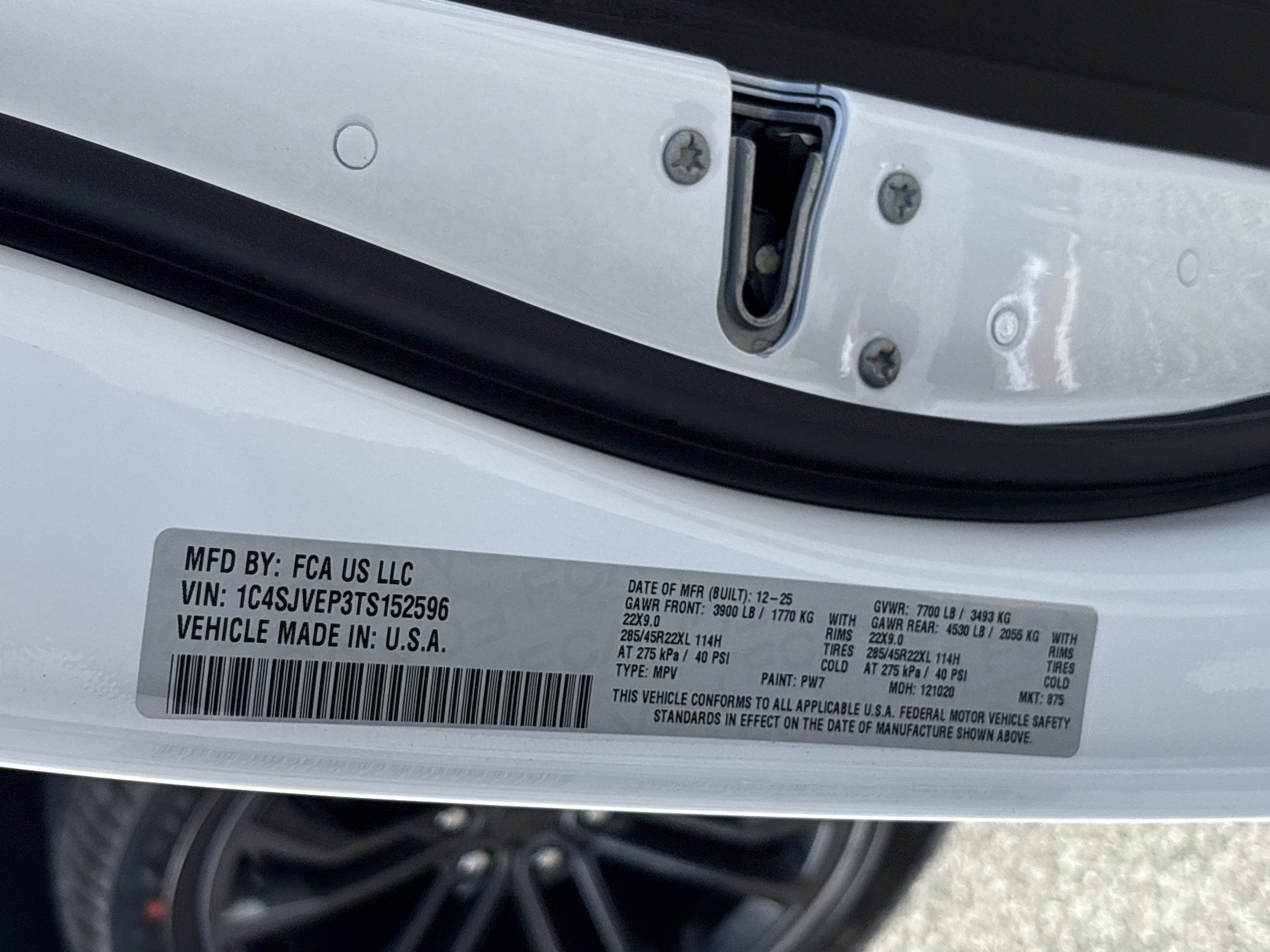 New 2026 Jeep Grand Wagoneer Summit image 36