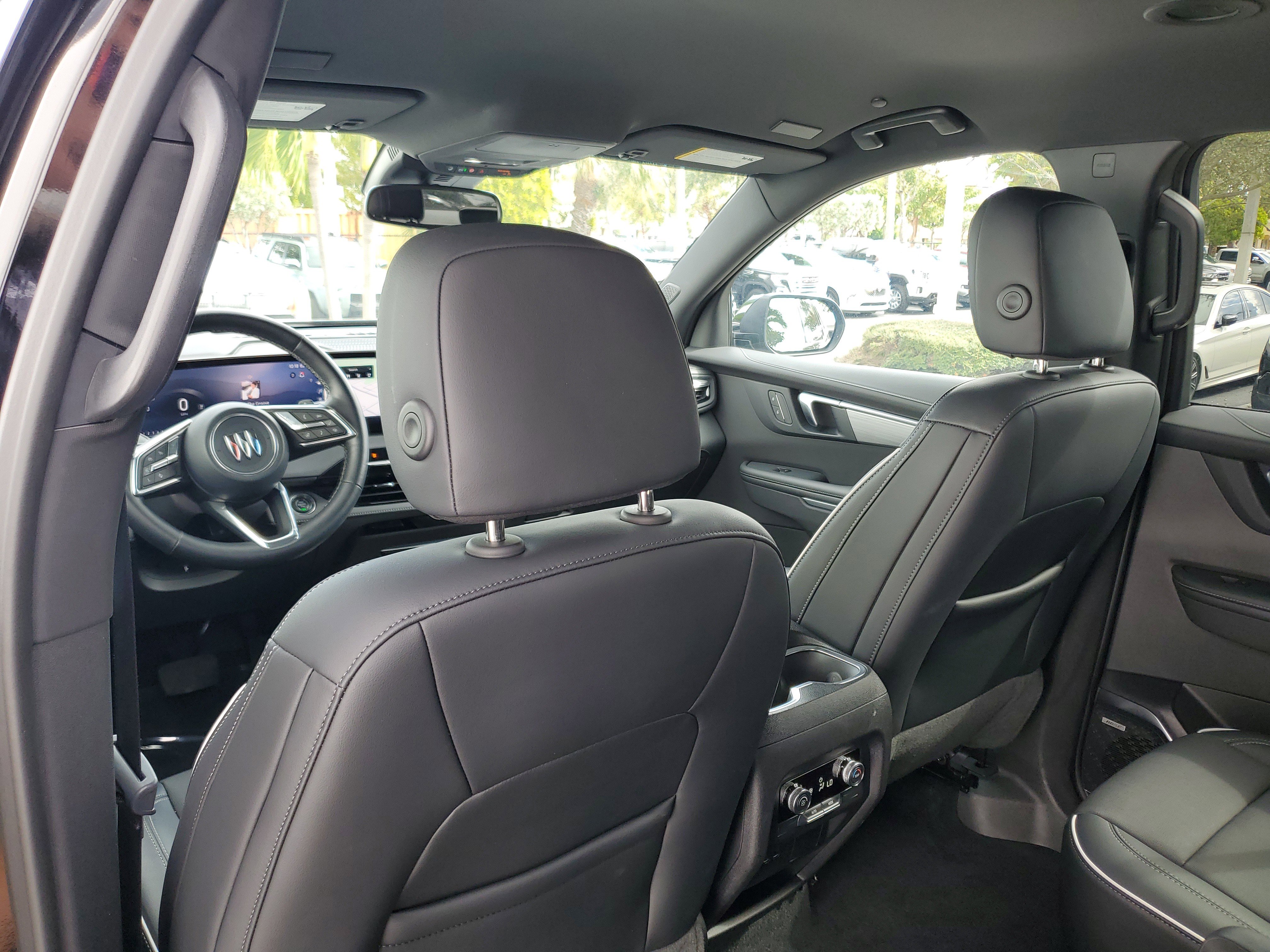 Used 2025 Buick Enclave Preferred image 15