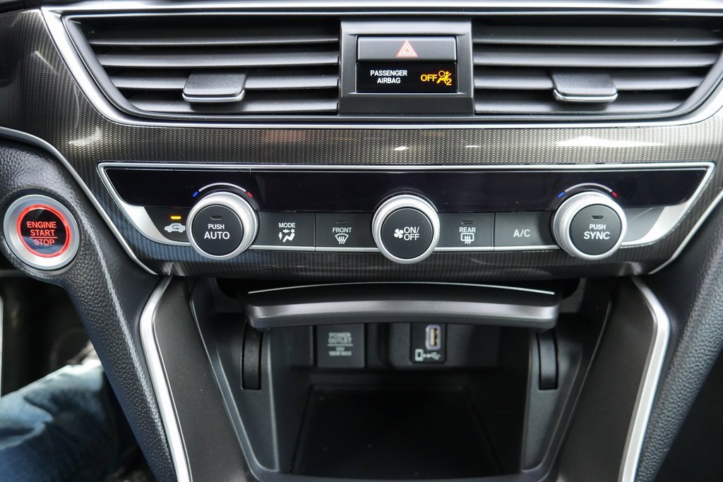 Used 2018 Honda Accord Sport image 18