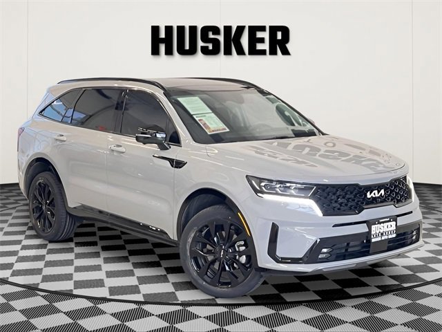 Used 2023 Kia Sorento SX