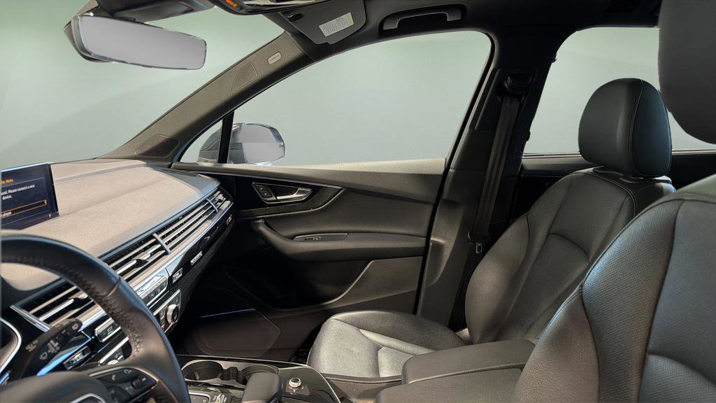 Used 2018 Audi Q7 3.0T Premium Plus w/ Premium Plus Package image 14