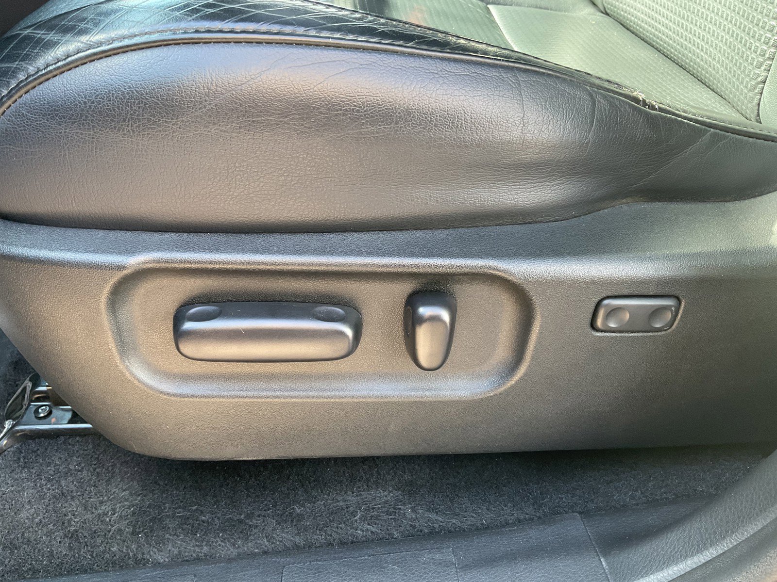 Used 2020 Toyota Tacoma TRD Off-Road w/ TRD Premium Off Road Package image 23