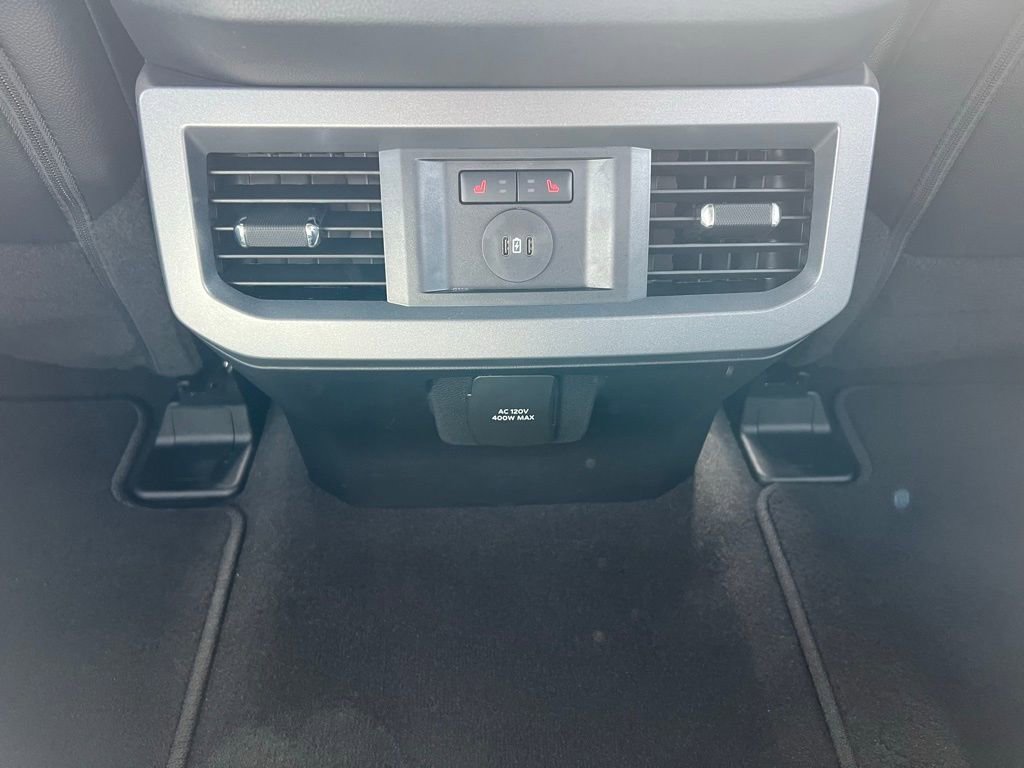 Used 2025 Ford F350 Lariat w/ Lariat Ultimate Package image 25