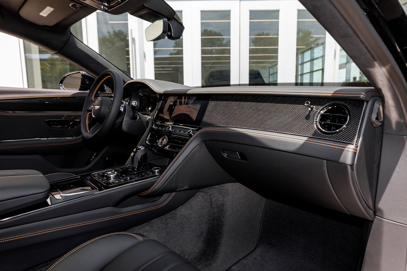 New 2025 Bentley Flying Spur Plug-In Hybrid image 36