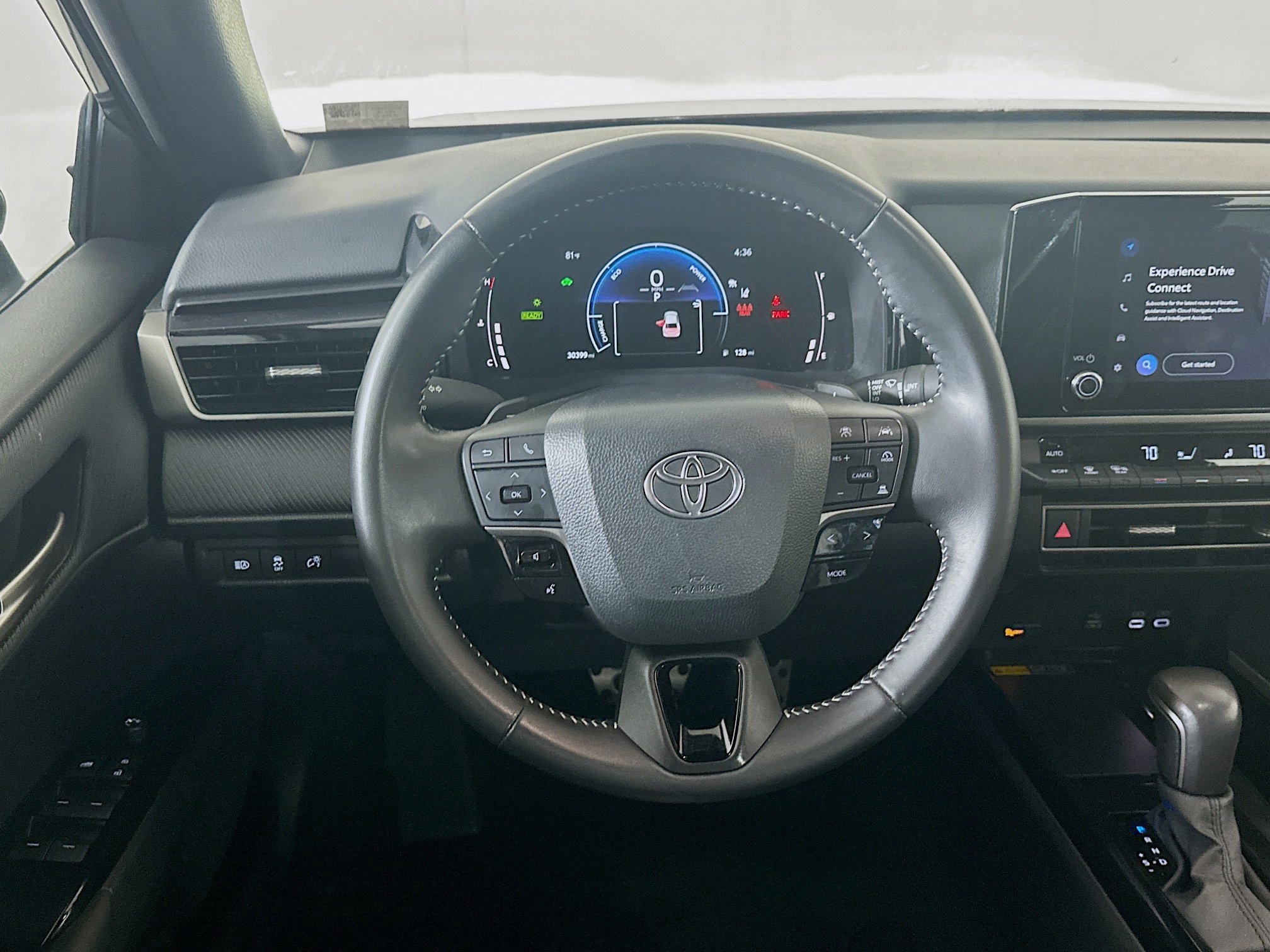 Used 2025 Toyota Camry SE image 18