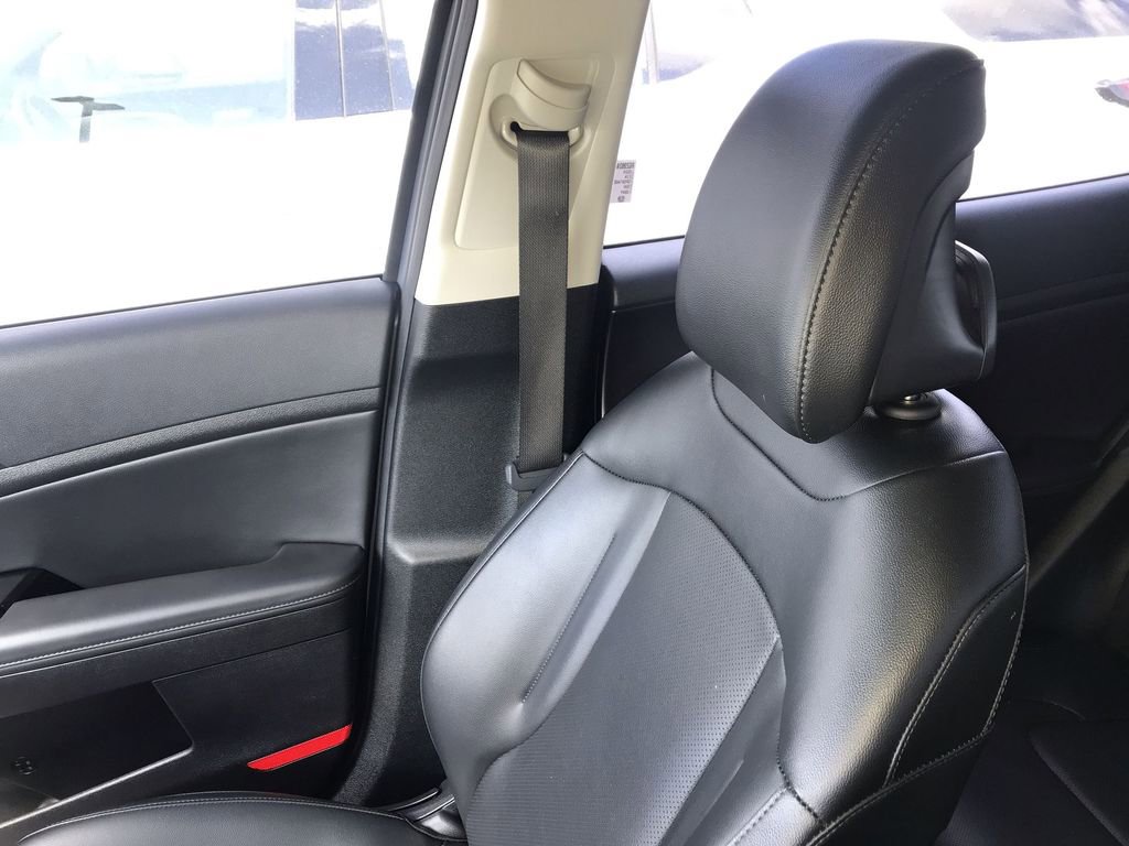 Certified 2024 Kia Sportage EX image 23