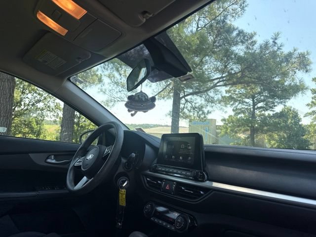 Used 2019 Kia Forte LXS FWD image 13