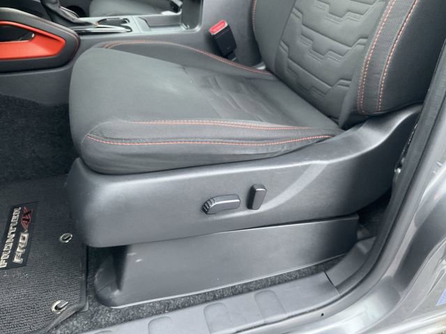 Used 2024 Nissan Frontier PRO-4X image 26
